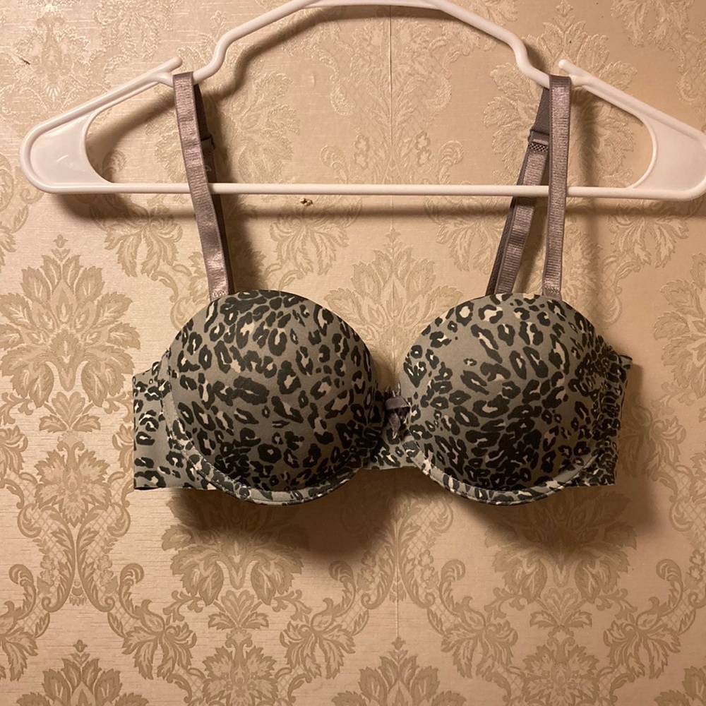 Chinese Laundry 🧺 Bra